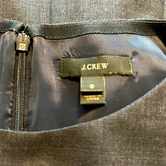 J Crew Ruffle Front Sheath Dress in Super 120 Merino Wool - Picture 4 of 5